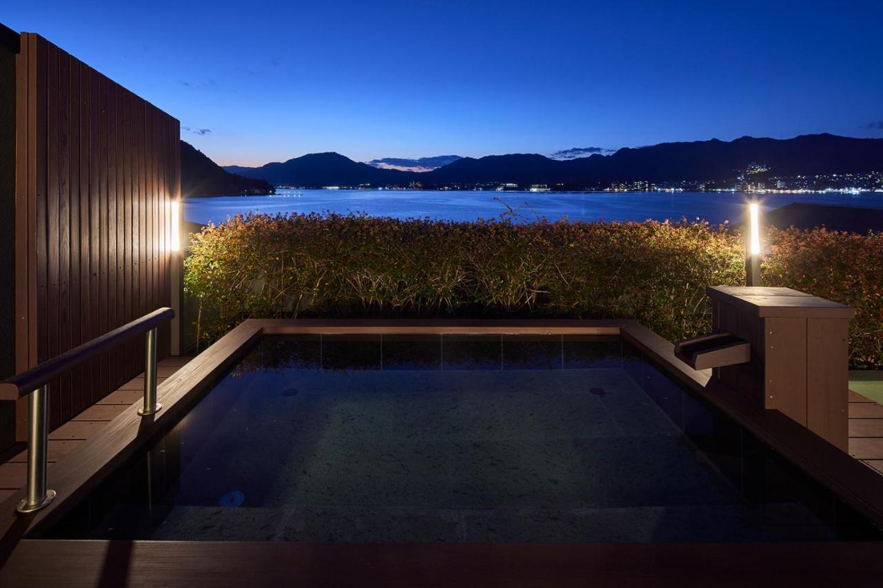 Hotel Itsukushima Iroha Hatsukaichi Esterno foto