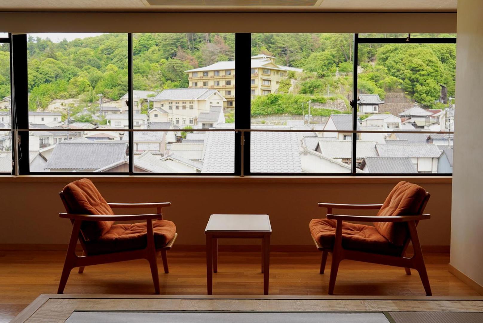 Hotel Itsukushima Iroha Hatsukaichi Esterno foto